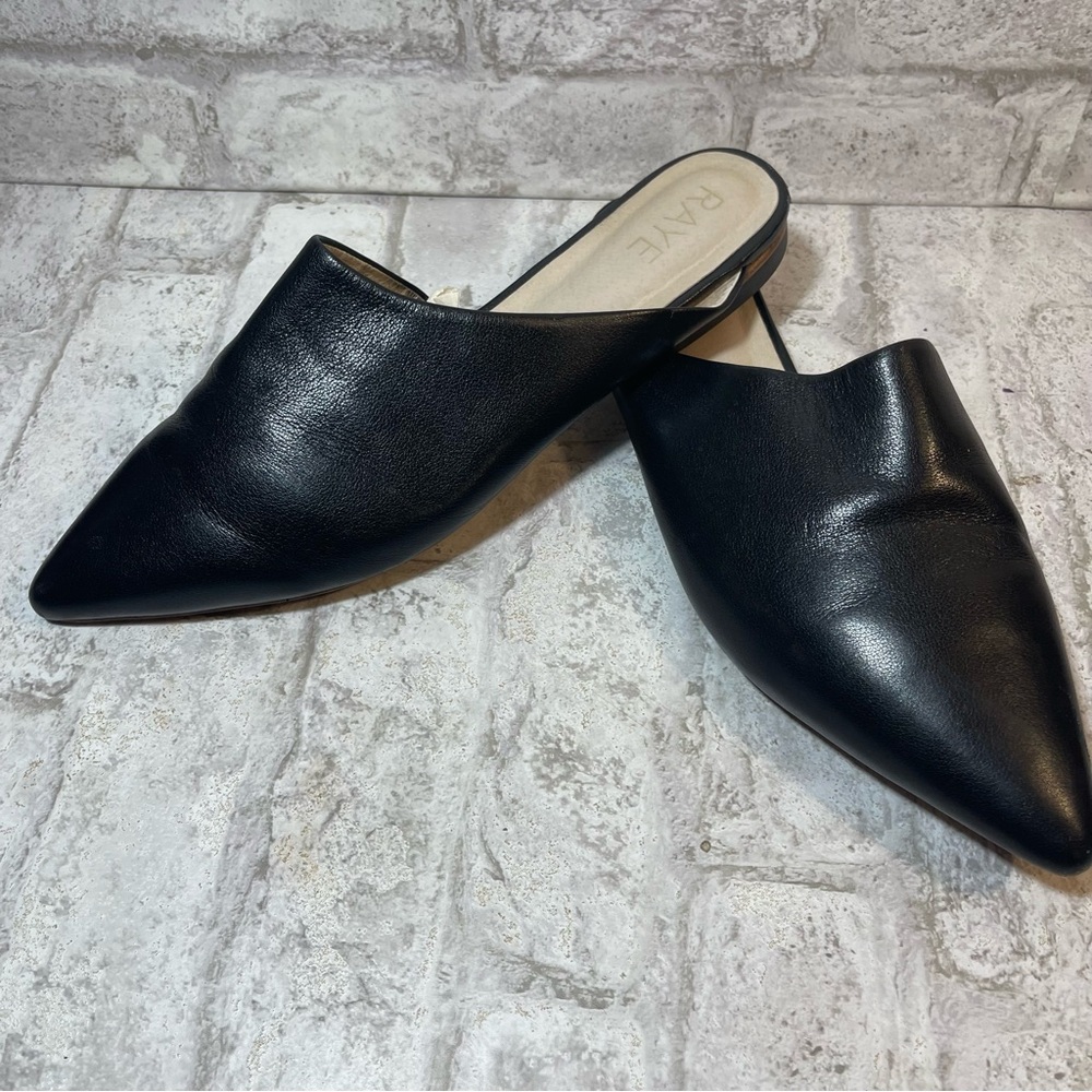 Raye Slip On Black Leather Mule Flats Size 9